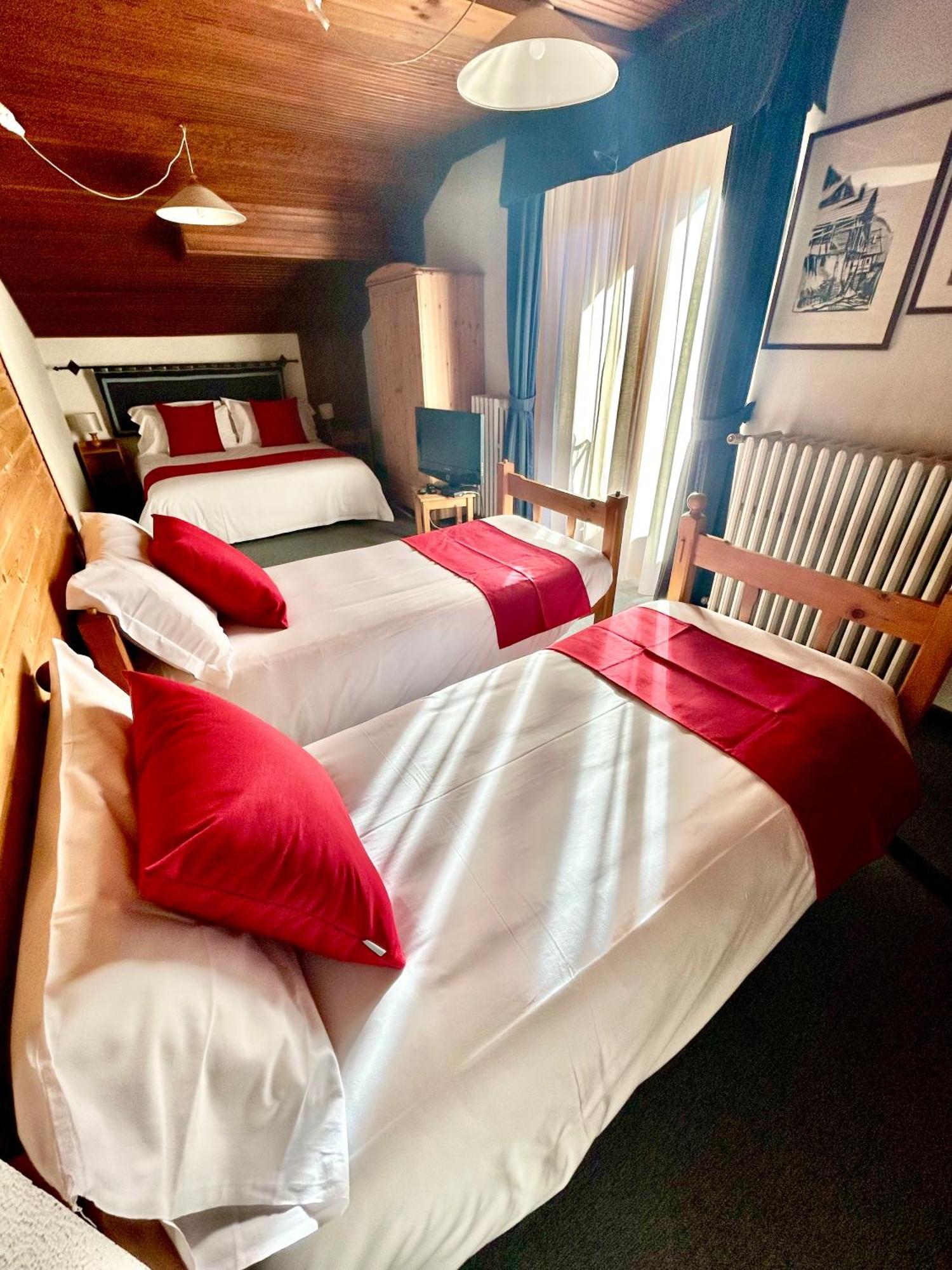 Hotel La Nigritella Бардонеккия Экстерьер фото